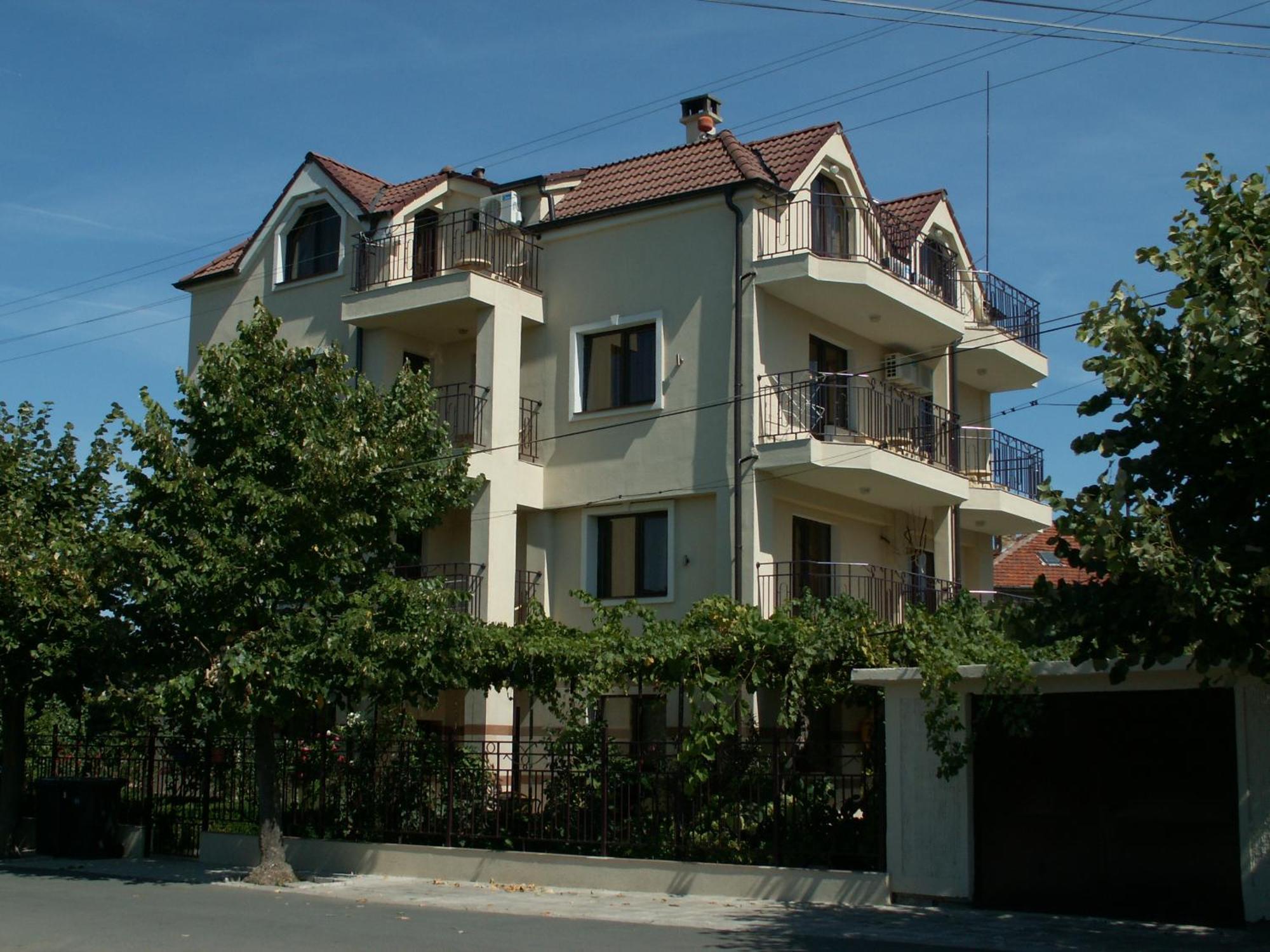 Family Hotel Bellehouse Черноморець Екстер'єр фото