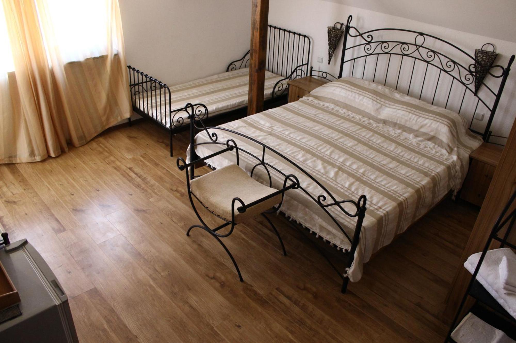 Family Hotel Bellehouse Черноморець Номер фото